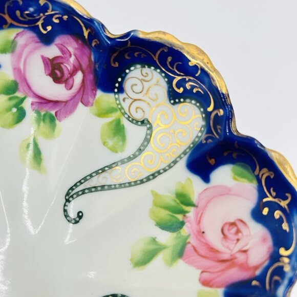 Vintage Porcelain Hand Painted 3-Footed Nut Candy Trinket Dish Japan 8" x 2" - Picture 5 of 8